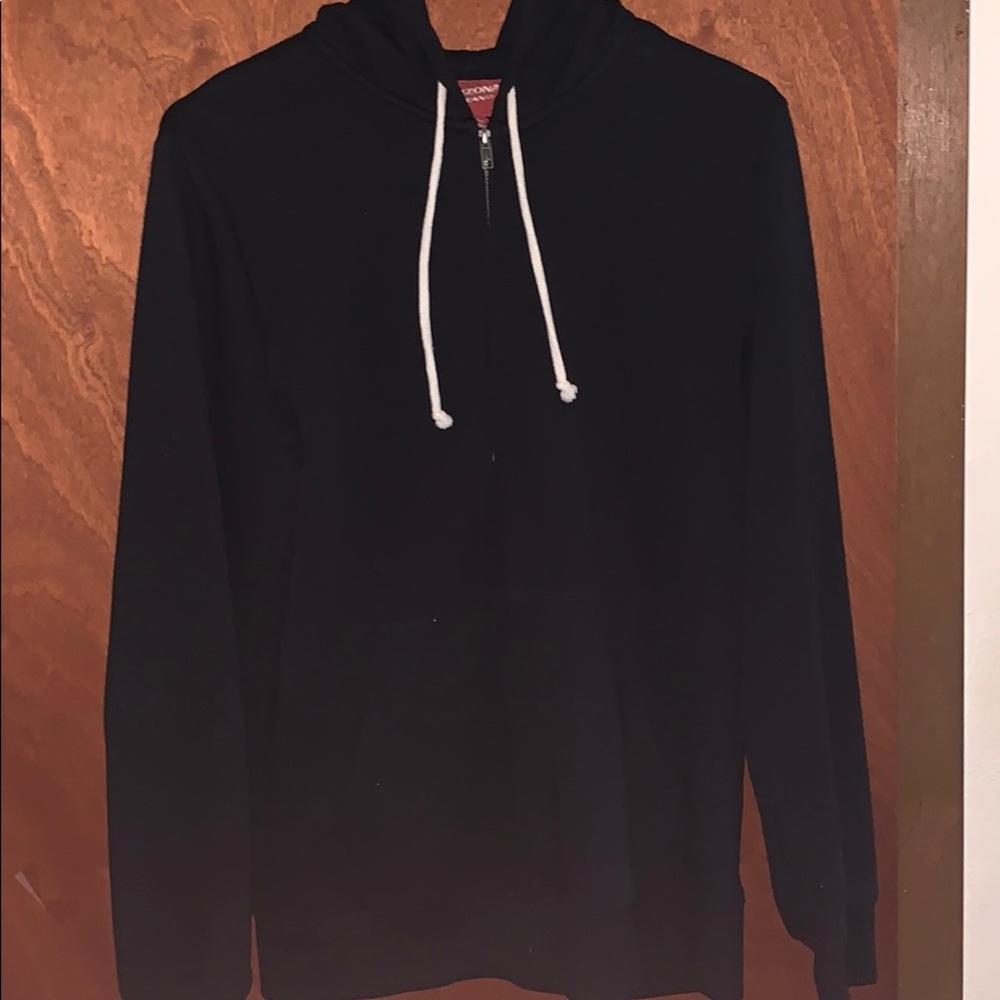 BLACK HOODIE